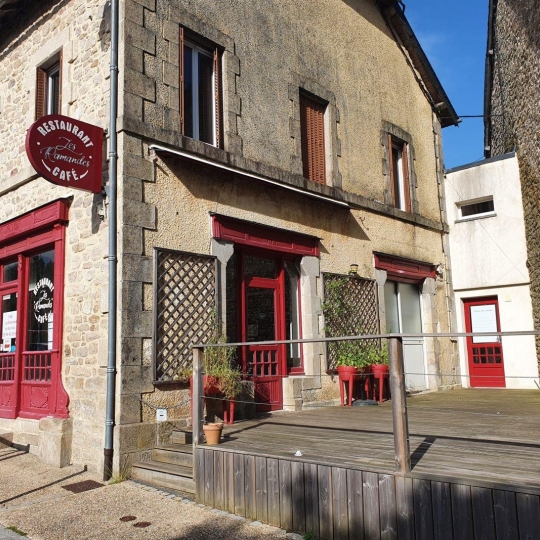  AGENCE DORDOGNE VALLEE : Local / Bureau | MARCILLAC-LA-CROISILLE (19320) | 370 m2 | 320 600 € 