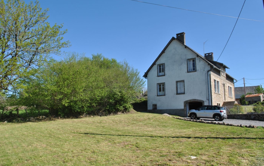 AGENCE DORDOGNE VALLEE : Maison / Villa | SEXCLES (19430) | 189 m2 | 179 760 € 