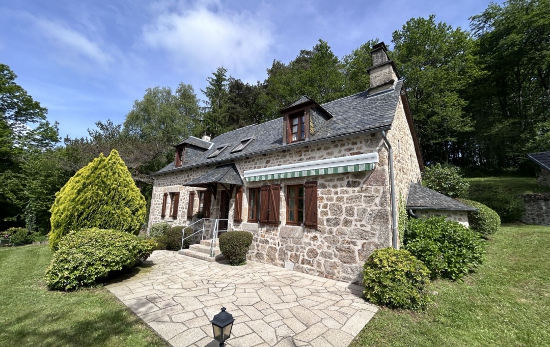 AGENCE DORDOGNE VALLEE : Maison / Villa | SAINT-MARTIN-LA-MEANNE (19320) | 112 m2 | 241 500 € 