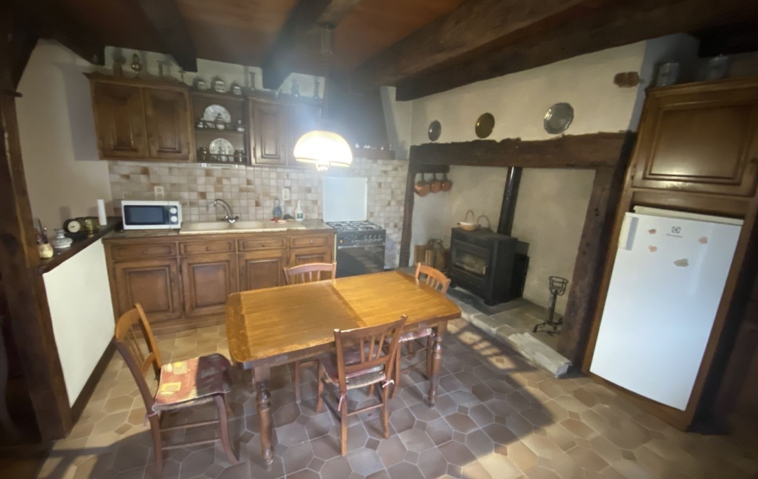 AGENCE DORDOGNE VALLEE : House | SAINT-CHAMANT (19380) | 87 m2 | 91 800 € 