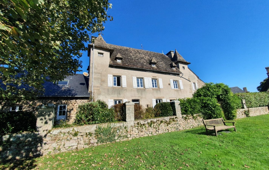 AGENCE DORDOGNE VALLEE : Domaines / Propriétés | SEXCLES (19430) | 265 m2 | 572 000 € 