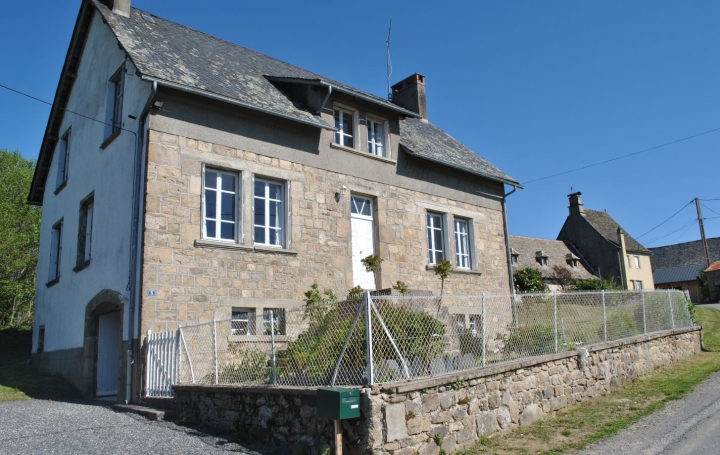  AGENCE DORDOGNE VALLEE House | SEXCLES (19430) | 189 m2 | 179 760 € 